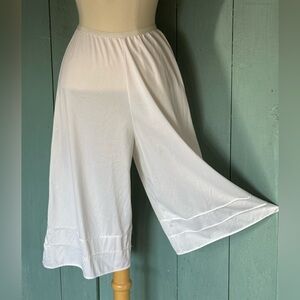 Vintage 70s Wonder Maid Ivory Nylon Bloomers Knickers Petipants Pantaloons SML